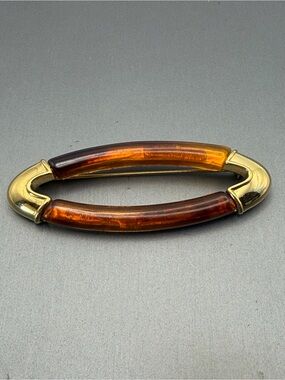 Monet Gold-Tone Oval Amber Lucite Brooch Modernist